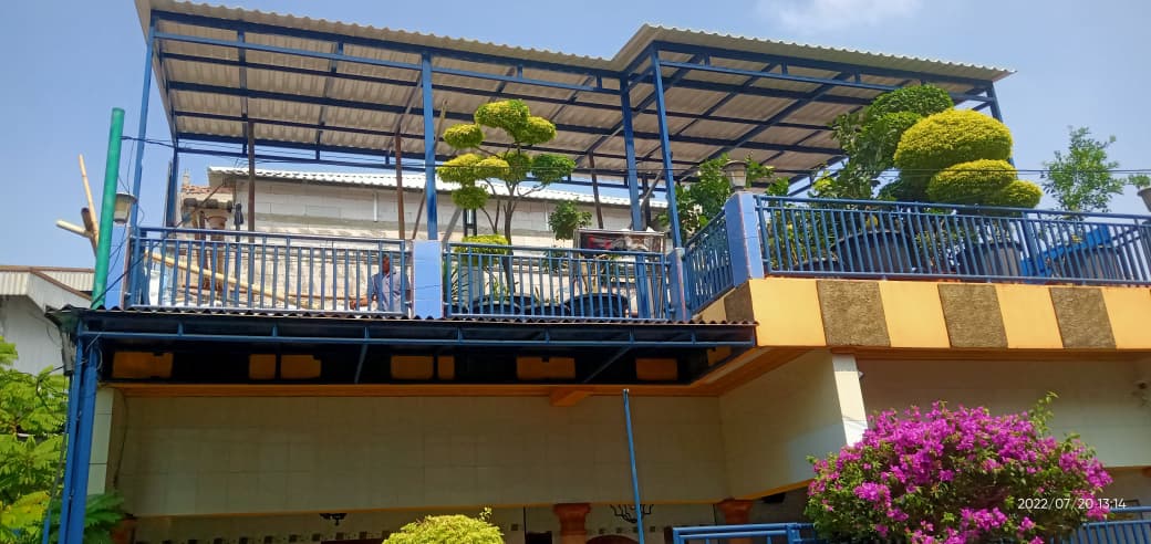 Pembuatan Kanopi Baja Ringan & Atap Spandek Polycarbonate
